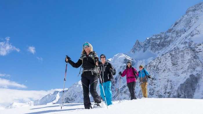 Auf Schneeschuhtour das Welterbe Sardona erleben